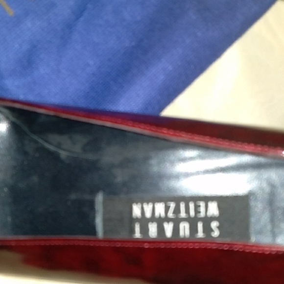 Stuart Weitzman NWT Garnet marble purse and shoes - Picture 3 of 5